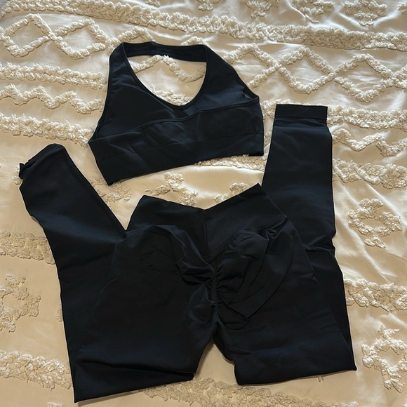 Workout Set - Picture 2 of 2